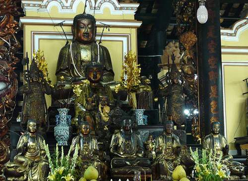 5 ngôi chùa nên viếng vào mùa lễ Phật đản - 3