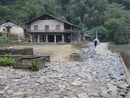 “Làng đá” Khuổi Kỵ.