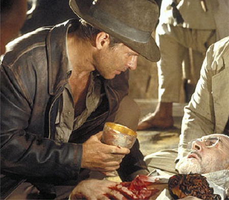 Bộ phim “Indiana Jones And The Last Crusade” (Cuộc thập tự chinh cuối cùng - 1989) cũng được thực hiện dựa trên giả thuyết này. Trong đó, quân Đức từng tới Tây Ban Nha thời Thế chiến II với niềm tin rằng chiếc Chén Thánh đang được cất giữ tại tu viện Montserrat, gần Barcelona.