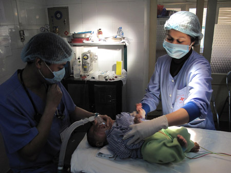  Phẫu thuật nụ cười cho trẻ tại  Bệnh viện Việt Nam - Cuba (Hà Nội). 