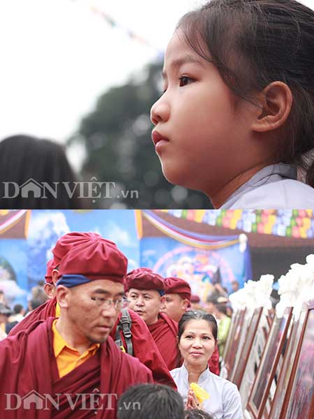 Mọi ánh mắt đều tỏ lòng thành kính và ngưỡng mộ khi được gặp mặt Đức Pháp Vương cùng Tăng đoàn.