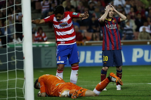 Ngay cả Messi (10) cũng không thể tạo ra sự khác biệt cho Barcelona - Ảnh: Reuters