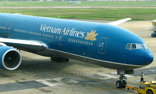Máy bay Vietnam Airlines bị rơi ốp bảo vệ do lỗi của kỹ thuật viên. Ảnh minh họa.
