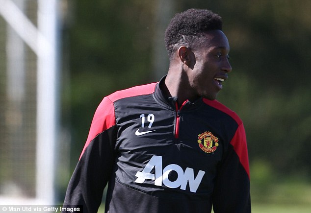  Welbeck cân nhắc rời M.U.