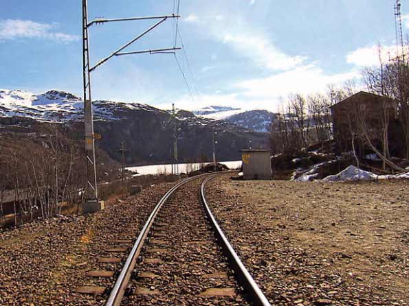 Một chương trình Slow-TV của Na Uy chiếu một hành trình  xe lửa dài bảy tiếng rưỡi.