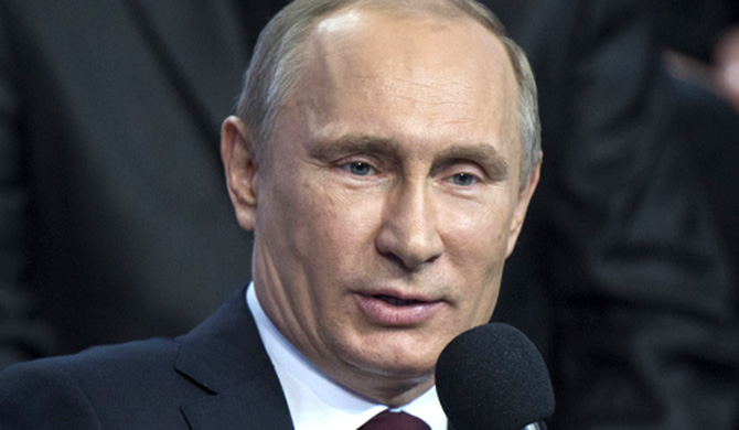 Tổng thống Nga Putin đã có phản ứng mạnh mẽ sau khi Chính phủ lâm thời Ukraine áp dụng biện pháp mạnh với lực lượng đối lập.