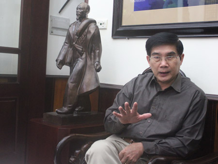 Anh hùng Lực lượng vũ trang nhân dân, Thiếu tướng Lê Mã Lương. 