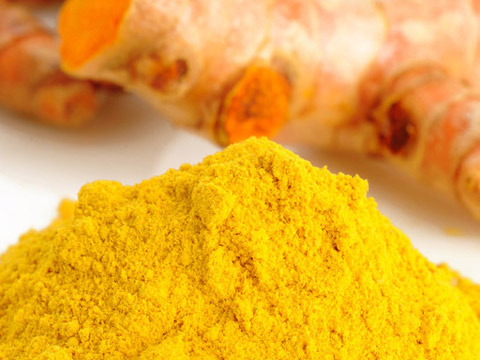 Curcumin có trong nghệ giúp giảm nguy cơ ung thư.