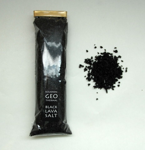 Giá một lọ muối dung nham 90 gr là 1.660 krona Iceland, tương đương 320.000 đồng.