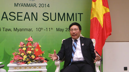 Phó Thủ tướng, Bộ trưởng Bộ Ngoại giao Phạm Bình Minh. (Ảnh: Dân Trí)