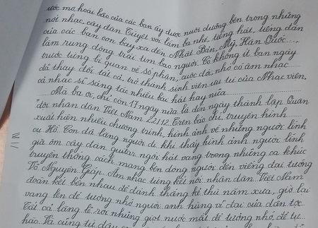 Những dòng tâm sự với người cha của cô con gái bé bỏng được khắc họa trong bức thư của Phạm Thùy Linh.