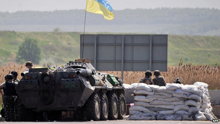 Một chốt kiểm tra của quân đội Ukraine ở miền đông