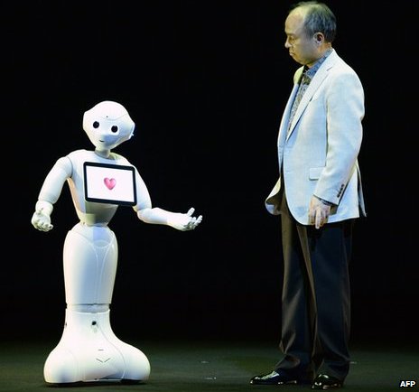 Con robot có thể hiểu được cảm xúc của con người thông qua quan sát nét mặt, giọng nói và cử chỉ. 