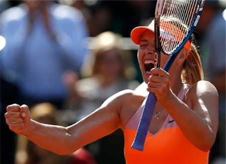 Sharapova năm thứ 3 liên tiếp vào chung kết Roland Garros