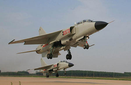 Máy bay chiến đấu JH-7 của Trung Quốc