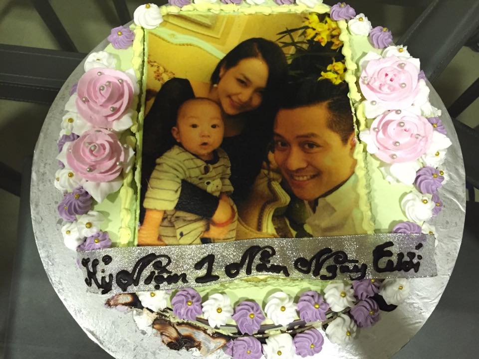 Vợ chồng Tuấn Hưng dự sinh nhật con trai Trang Nhung