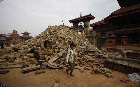 Quảng trường Bhaktapur Durbar là một trong ba quảng trường chính ở thành phố Kathmandu.