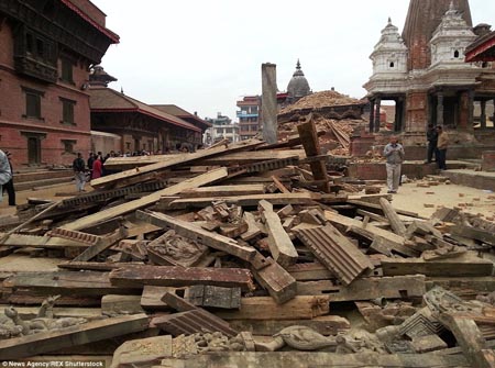 Quảng trường Bhaktapur Durbar là một trong ba quảng trường chính ở thành phố Kathmandu.