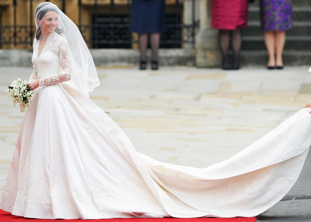 Váy cưới công chúa hoàng gia chất liệu cao cấp NancyPham Bridal