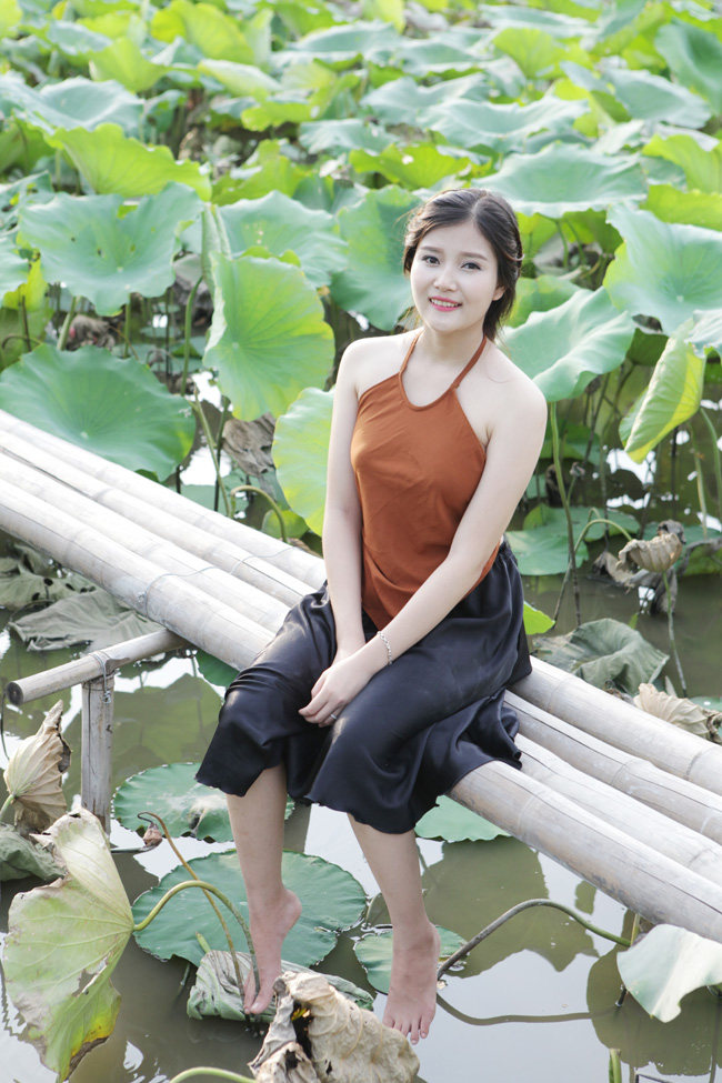 thieu nu ha thanh 