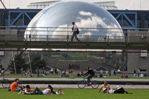 Viện khoa học Parc de la Villette.