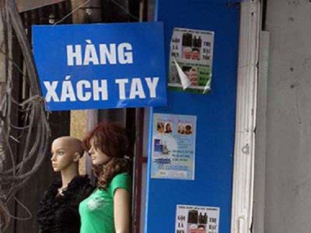 Một cửa hàng chuyên bán hàng xách tay 