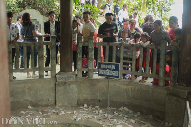 du khach tha tien le, trai chieu nghi tai cong chinh den hung hinh anh 1