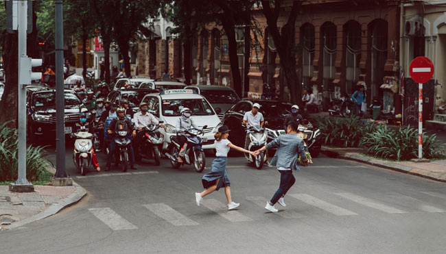 Ba miền Việt Nam là nơi giao thoa và truyền thống văn hóa đa dạng. Hãy xem những hình ảnh về ba miền để cảm nhận về sự đa dạng về văn hóa, ẩm thực và con người của nước ta.