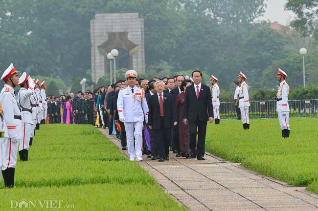 doan dbqh khoa xiv vieng lang bac truoc khi khai mac ky hop thu 3 hinh anh 1