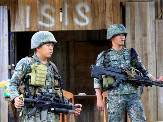IS tích trữ đồ ăn, vũ khí, quyết cố thủ tại Philippines