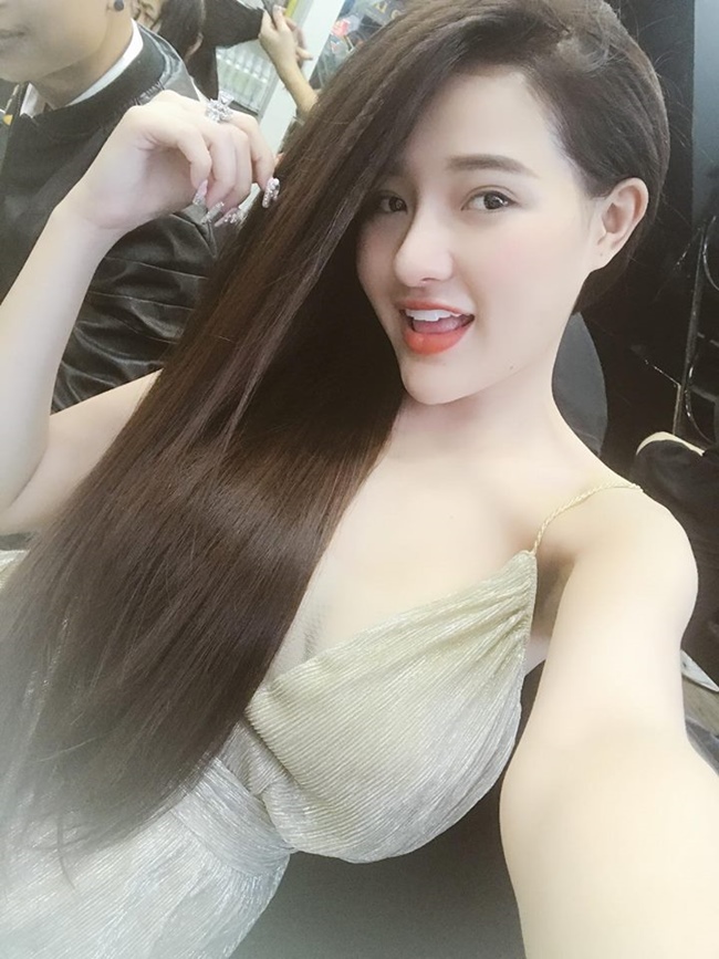 3 co gai chua tron 20 khien bao chang trai say dam hinh anh 25