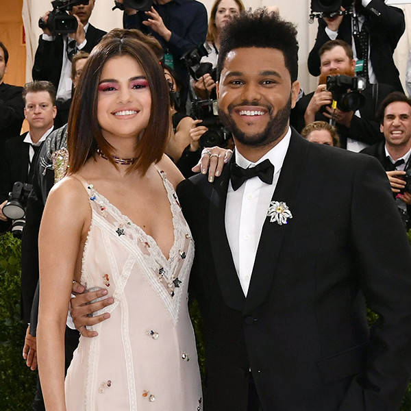 Nhan sắc và vóc dáng của Selena Gomez sau 15 năm  2sao