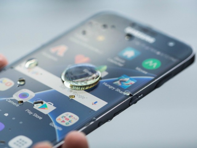 Lộ Galaxy S8 Active siêu bền, điểm hiệu năng cực cao