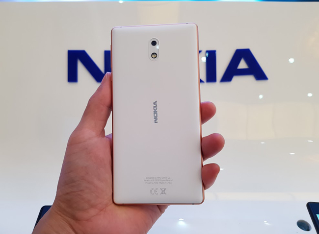 tren tay nokia 3 camera truoc sau 8mp, gia 3 trieu dong hinh anh 2