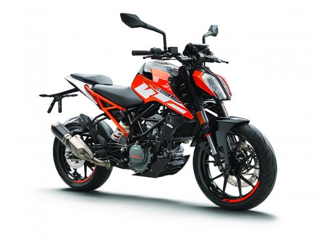 KTM thu hồi 125 Duke và 390 Duke 2017 do lỗi đèn pha