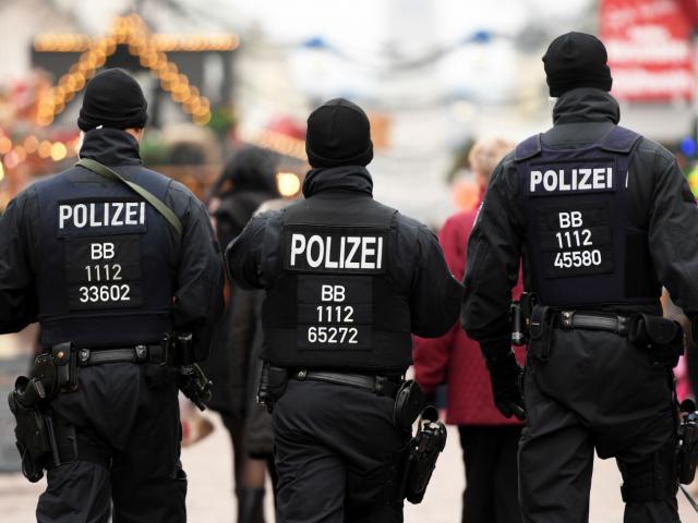 220 cảnh sát mở tiệc thác loạn gây sốc nước Đức