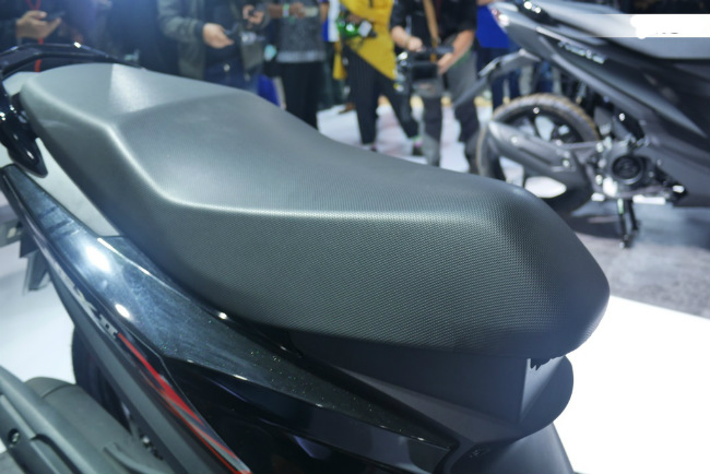 2018 suzuki nex ii trinh lang de net honda air blade hinh anh 14