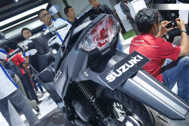 2018 suzuki nex ii trinh lang de net honda air blade hinh anh 15