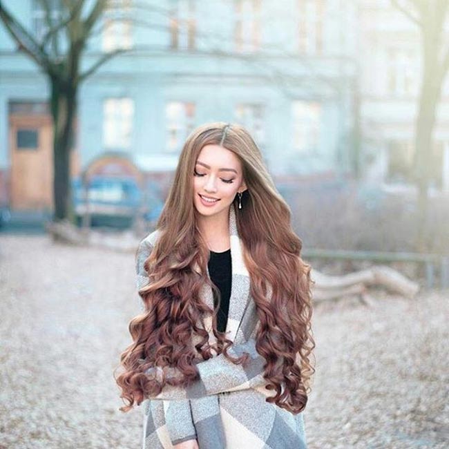 Ngắm nhan sắc kiêu sa của công chúa tóc mây gốc Việt khiến dân mạng phát  sốt