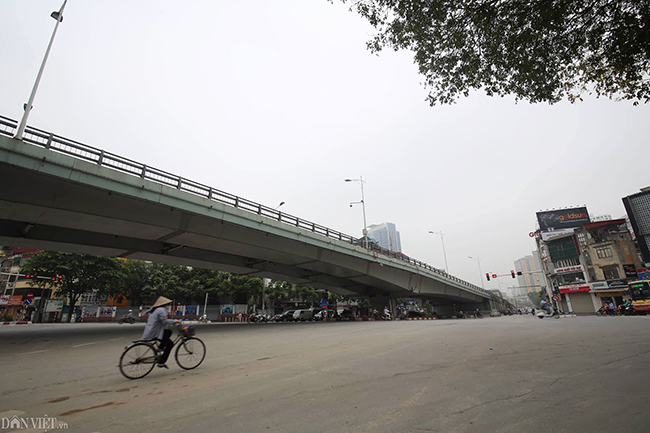 duong pho ha noi vang ve nhu tet dip nghi le keo dai 4 ngay hinh anh 2