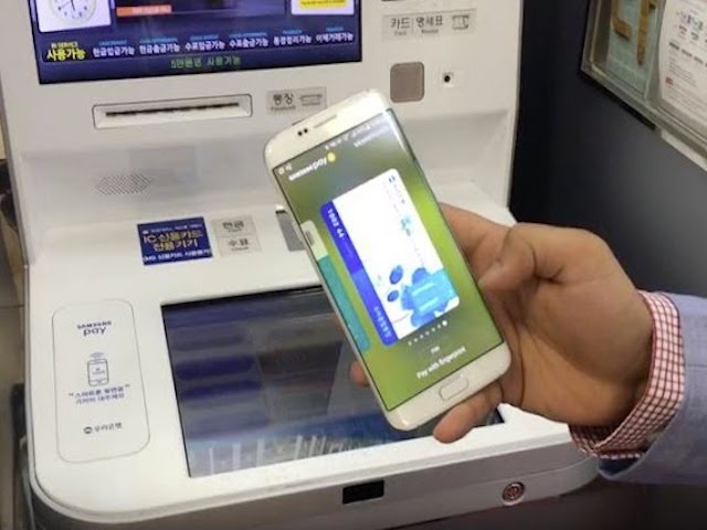 Samsung ”hô biến” smartphone thành bảo bối có thể rút tiền mặt
