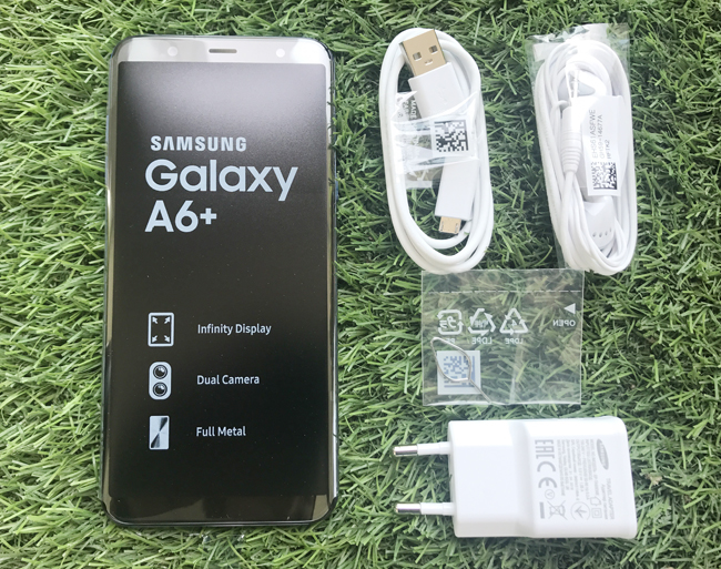 tren tay galaxy a6+ trang bi camera kep chup anh sieu dep hinh anh 2