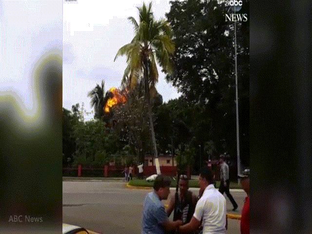 Khoảnh khắc máy bay Cuba nổ thành quả cầu lửa khiến 100 người thiệt mạng