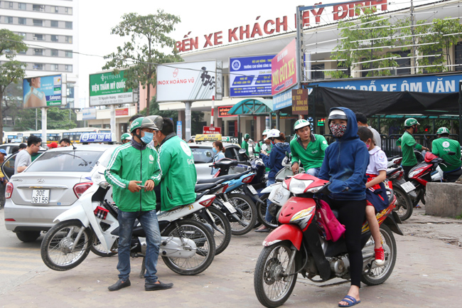 anh: muon kieu vi pham luat giao thong cua tai xe grabbike hinh anh 11