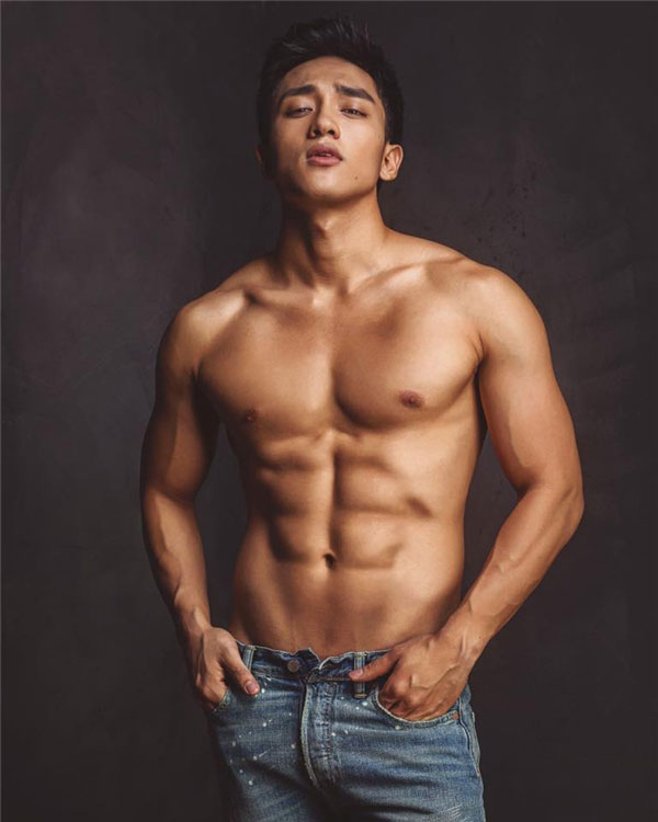 Thân hình hoàn hảo của trai Việt với cơ bụng 6 múi đẹp luôn làm mê mẩn chị em. Hãy xem những hình ảnh của họ để cảm nhận được sự lôi cuốn đến từ vóc dáng hoàn hảo.