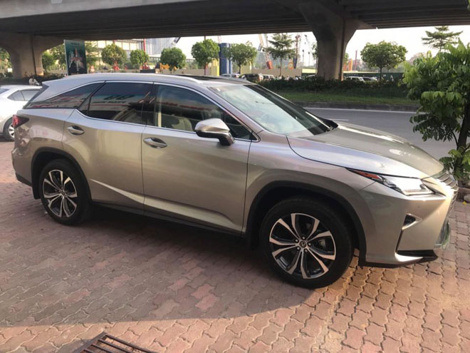 Lexus RX350L 2023 Giá lăn bánh và khuyến mãi T82023