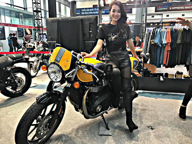 Cận cảnh Triumph Street Cub: Xe dạo phố cho đại gia nhỏ con