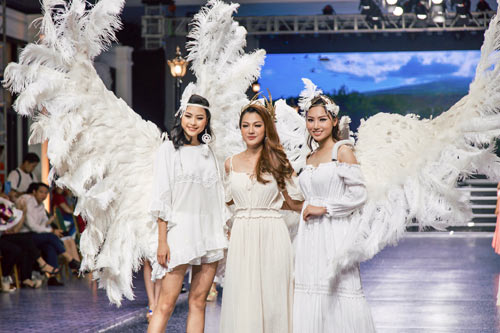 Màu trắng tinh khôi khiến mỹ nhân Việt say như điếu đổ ngày hè