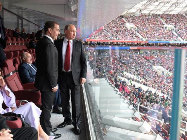 Cách ông Putin ”ghi bàn” trong World Cup 2018