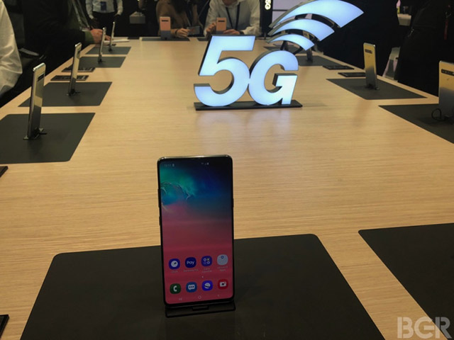 Bị gây khó, Apple đau đớn nhìn iPhone 2020 mất đi khả năng 5G